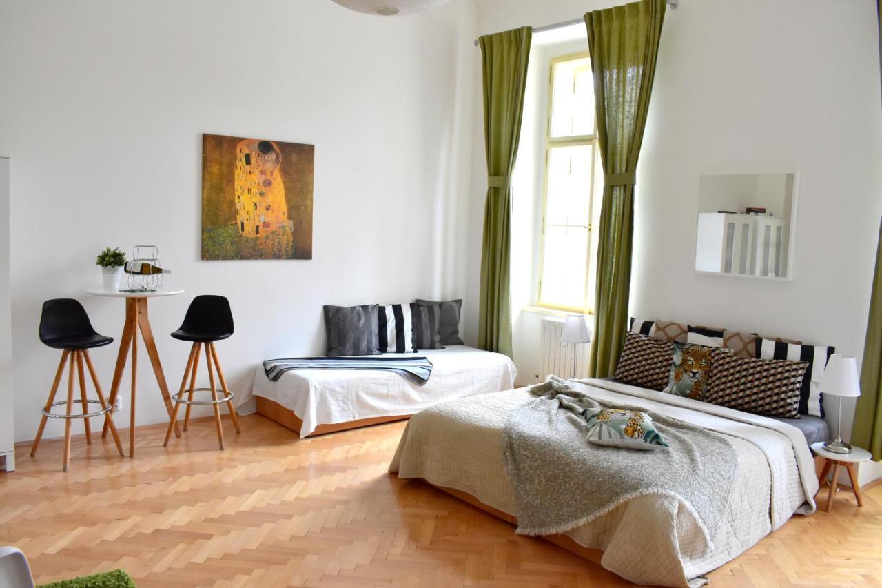 Wellness Apartments Florenc Prague Ngoại thất bức ảnh